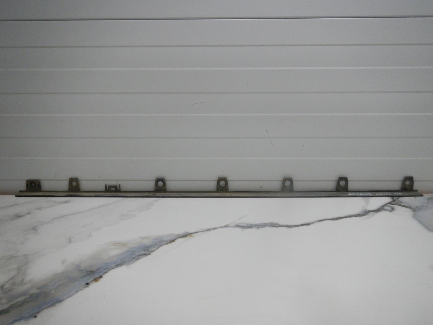 Спойлер переднего бампера