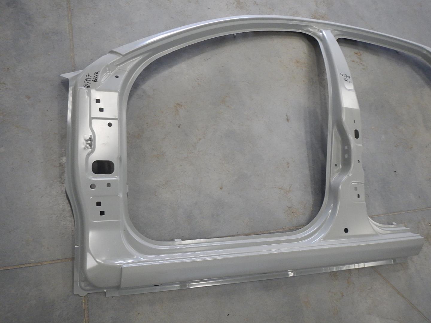 Кузовной элемент