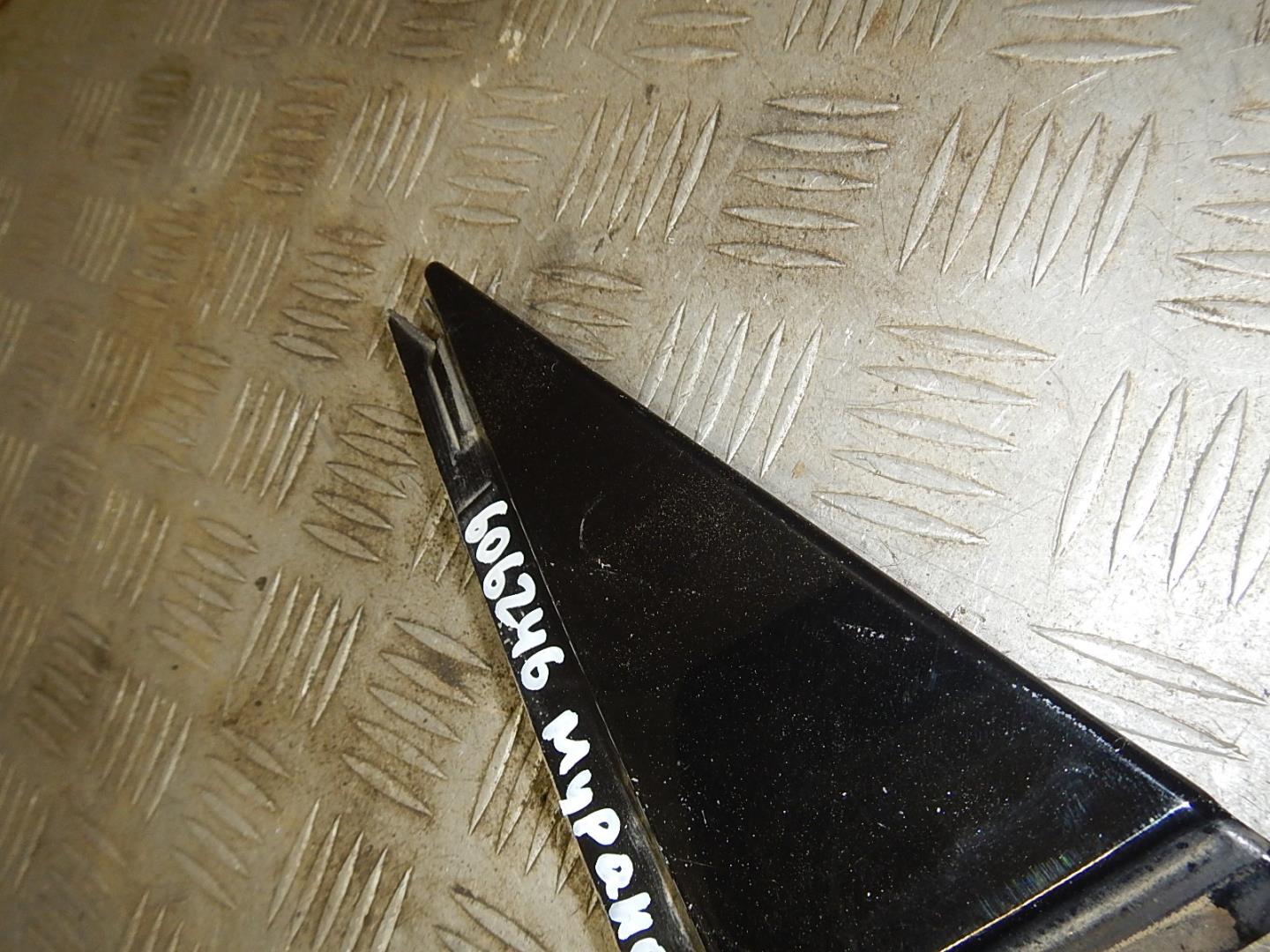 Накладка двери задней правой