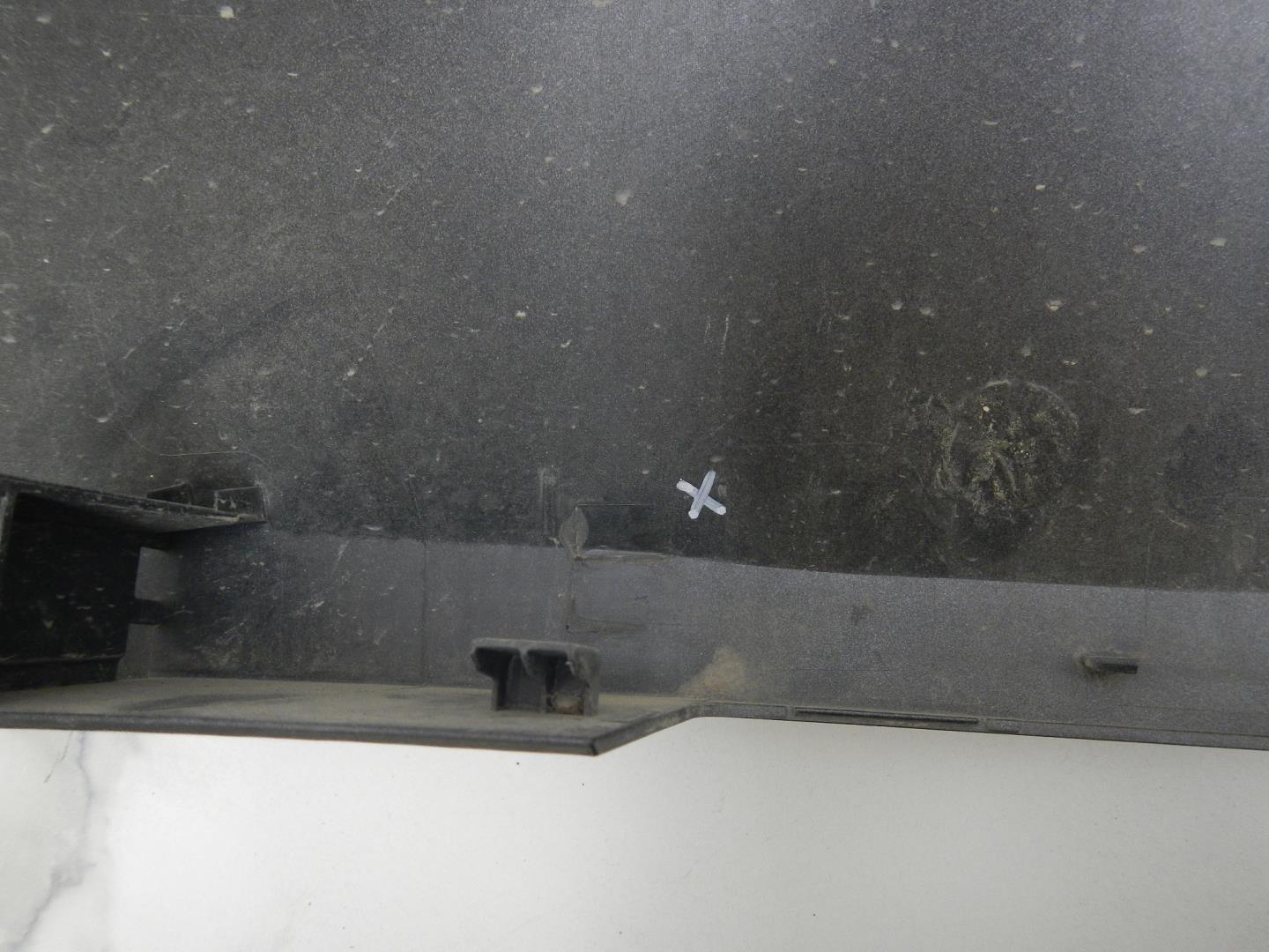 Накладка двери багажника