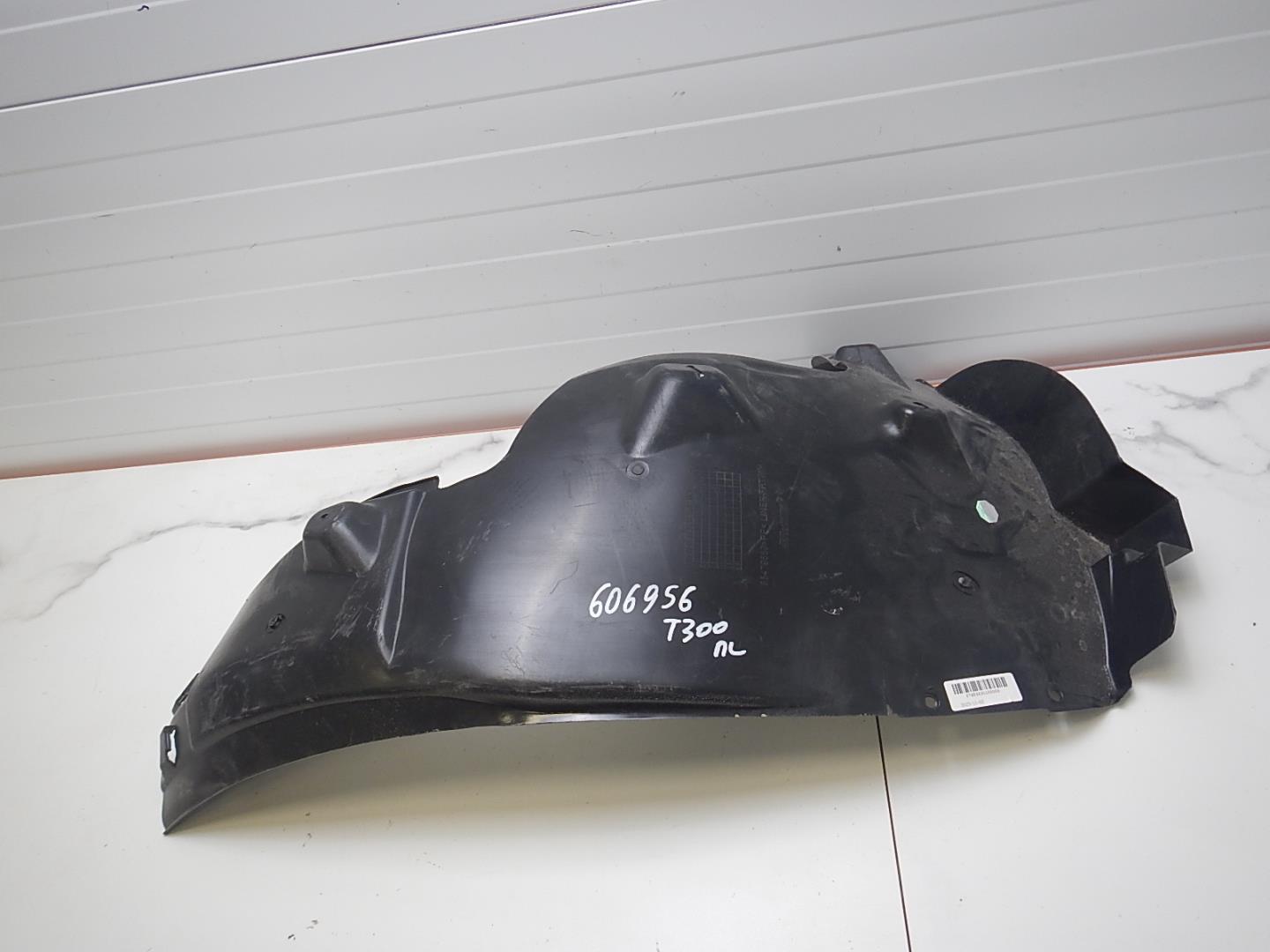 Локер передний левый