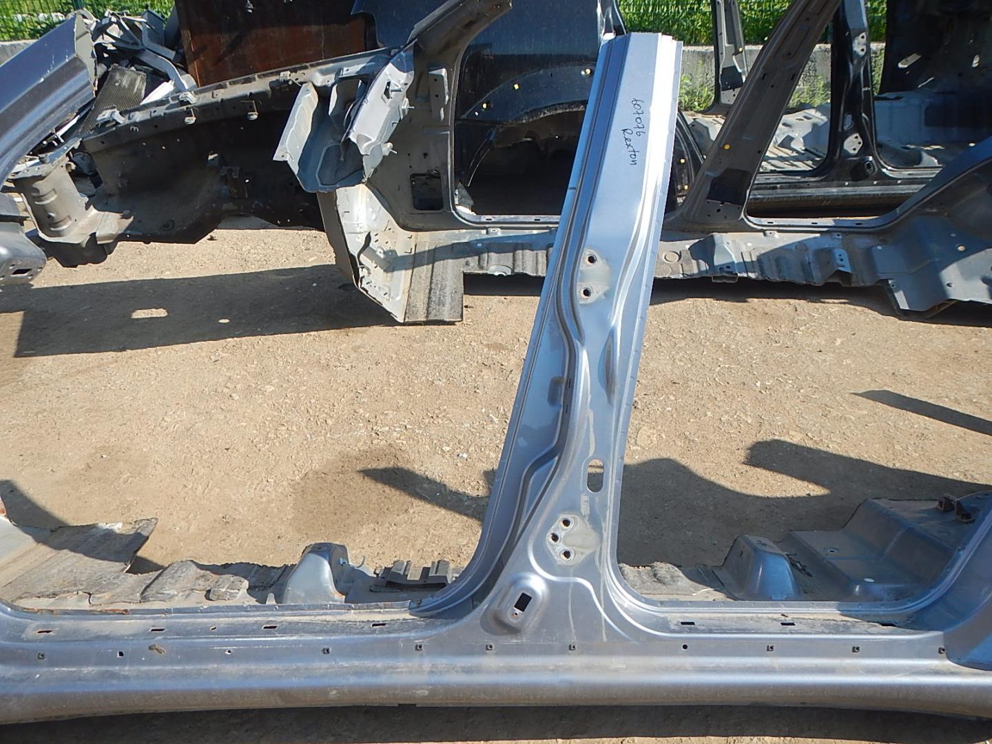 Кузовной элемент