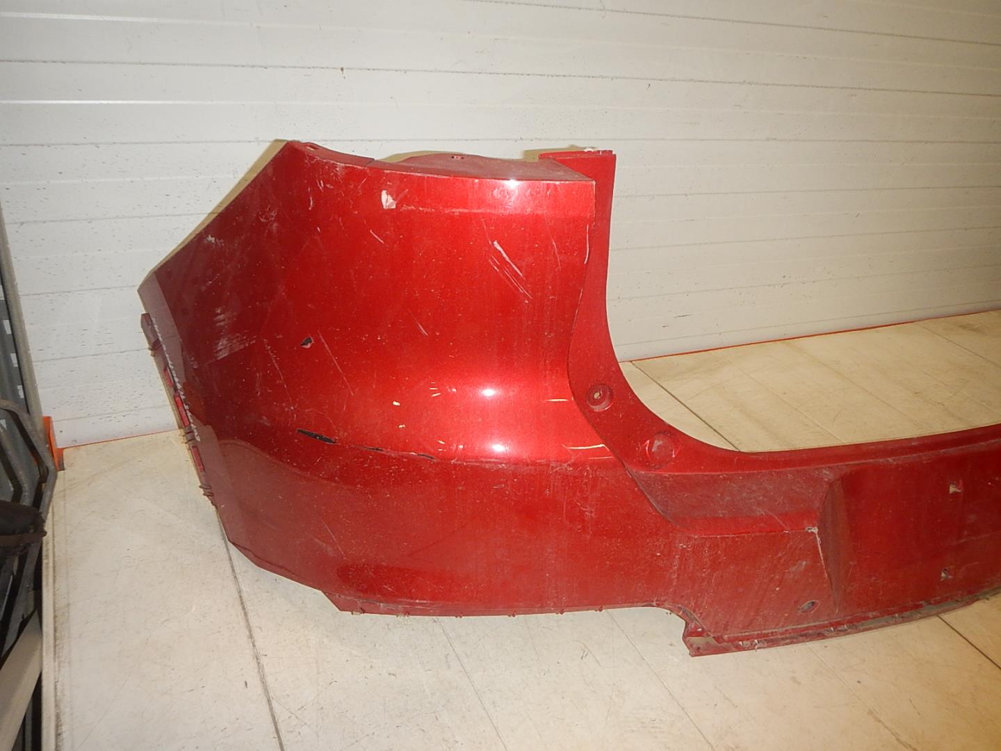 Бампер задний