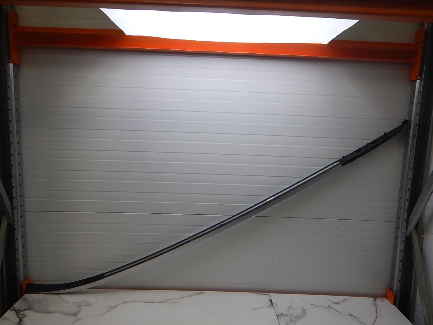 Рейлинг (релинг) левый (планка на крышу)