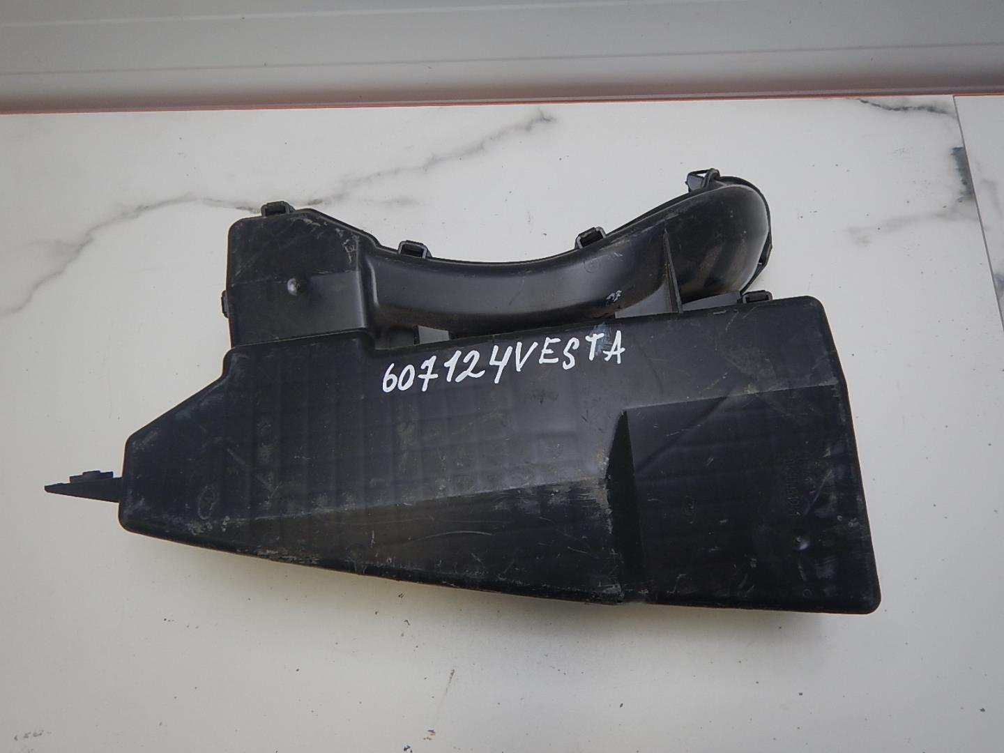 Резонатор воздушного фильтра