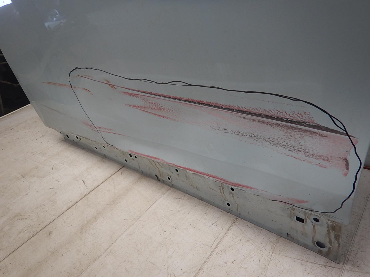 Дверь передняя левая