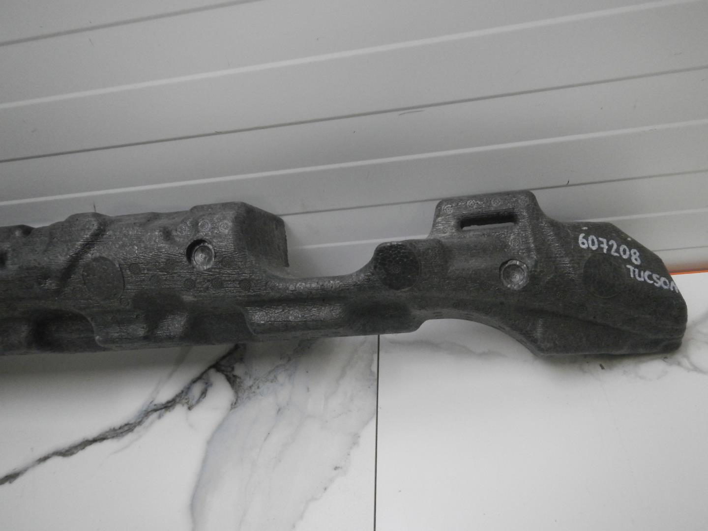 Наполнитель переднего бампера