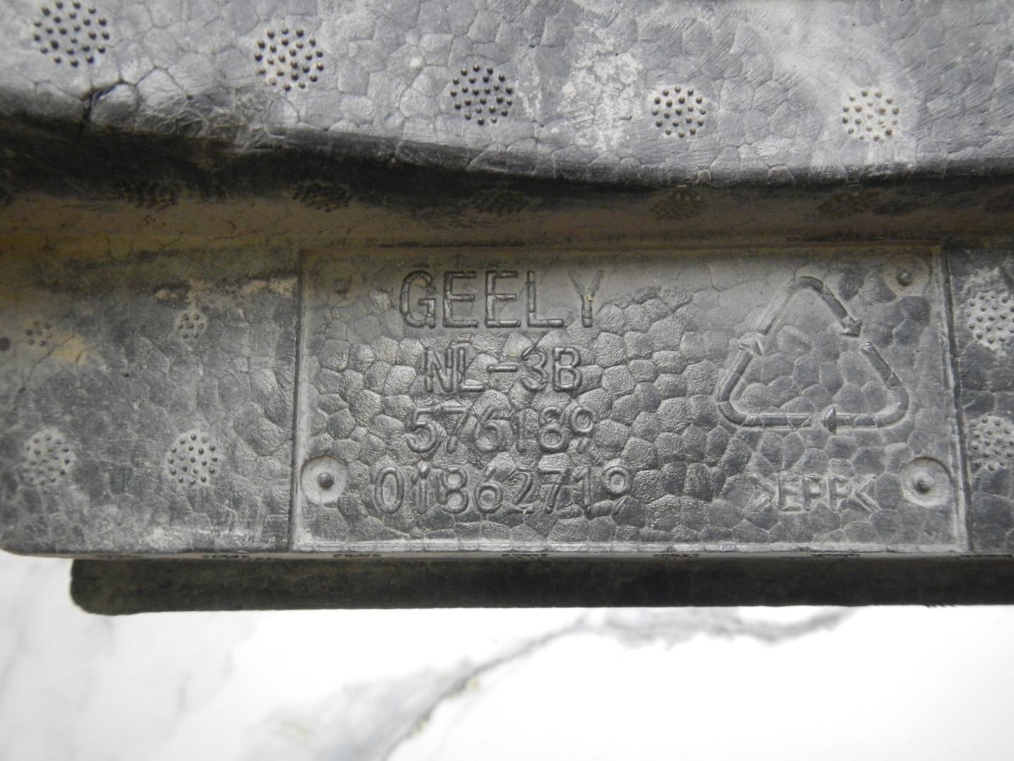 Наполнитель переднего бампера