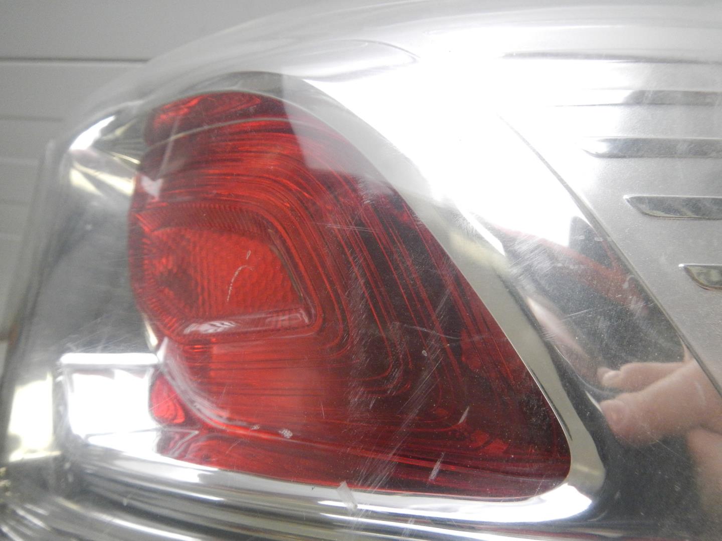 Фонарь задний правый