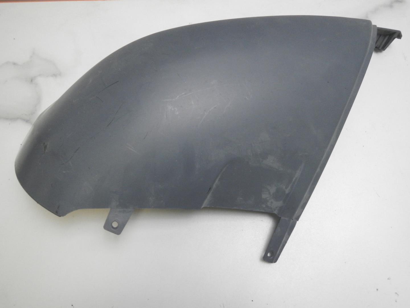 Накладка переднего бампера правая