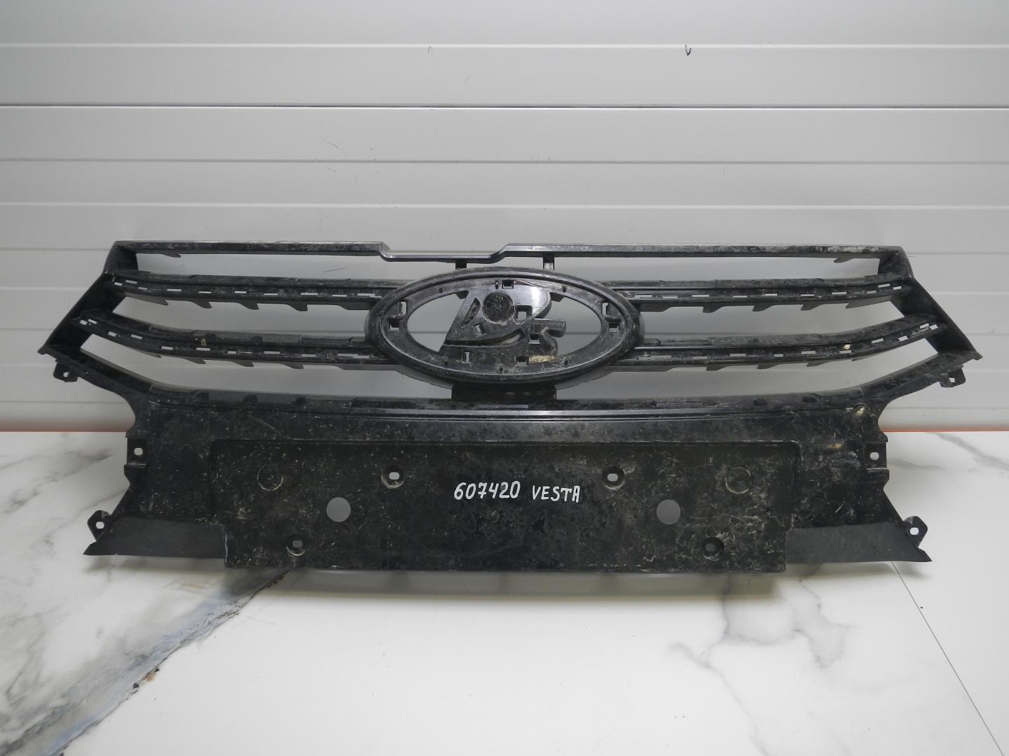 Решетка радиатора