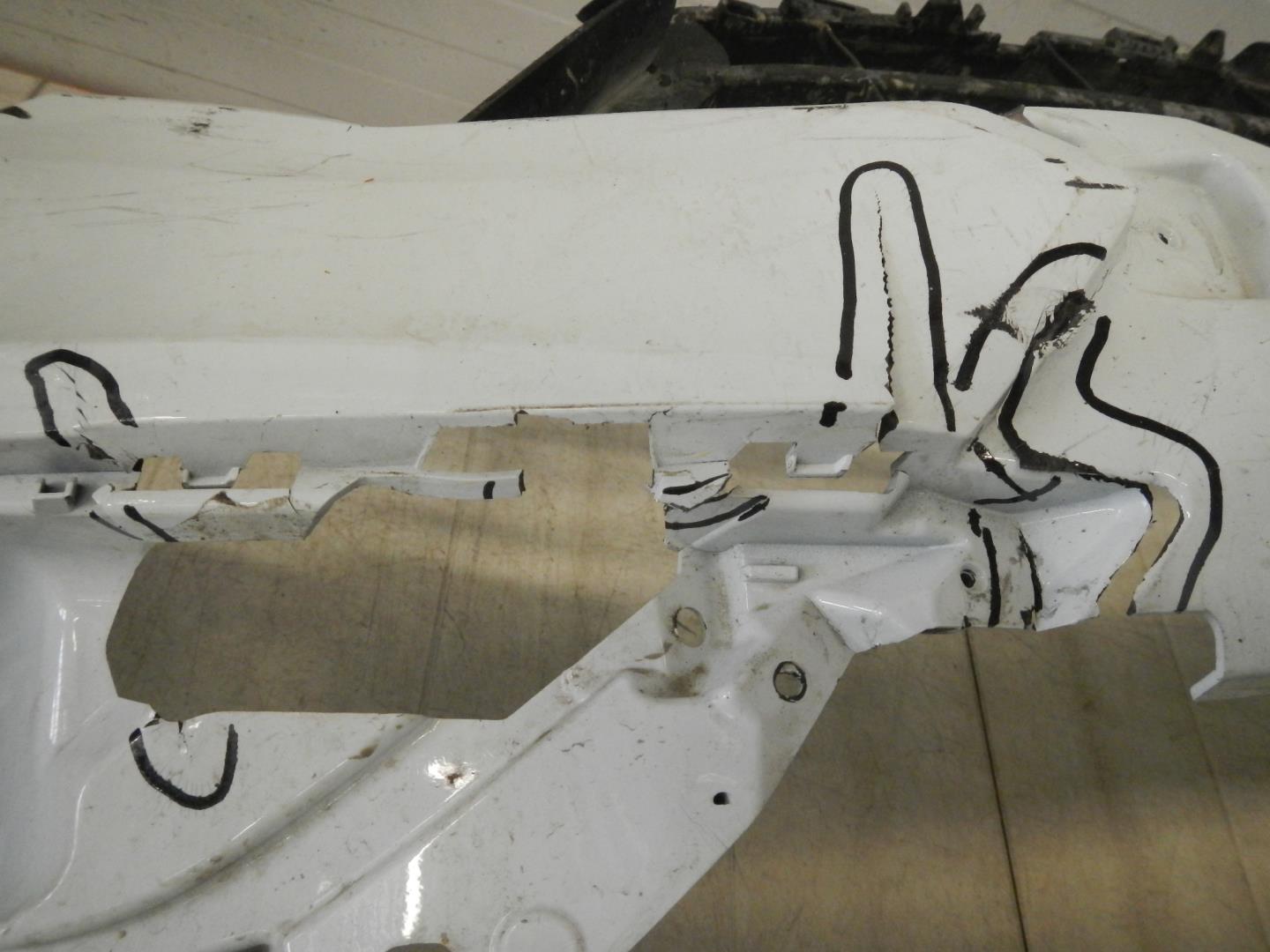 Бампер передний