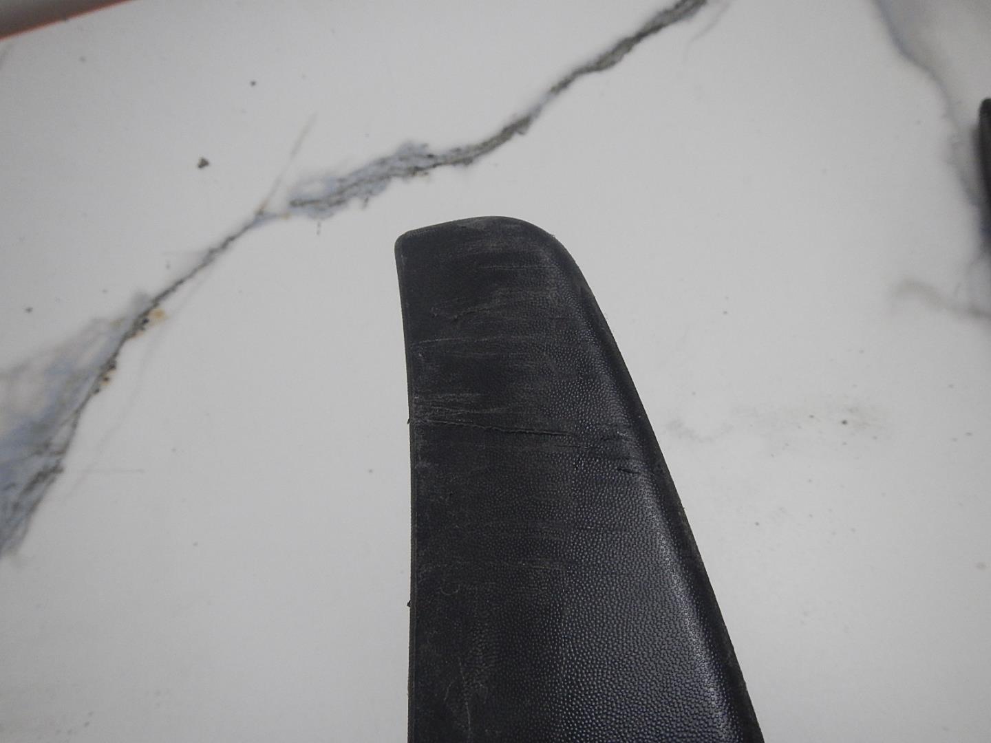 Брызговик задний левый