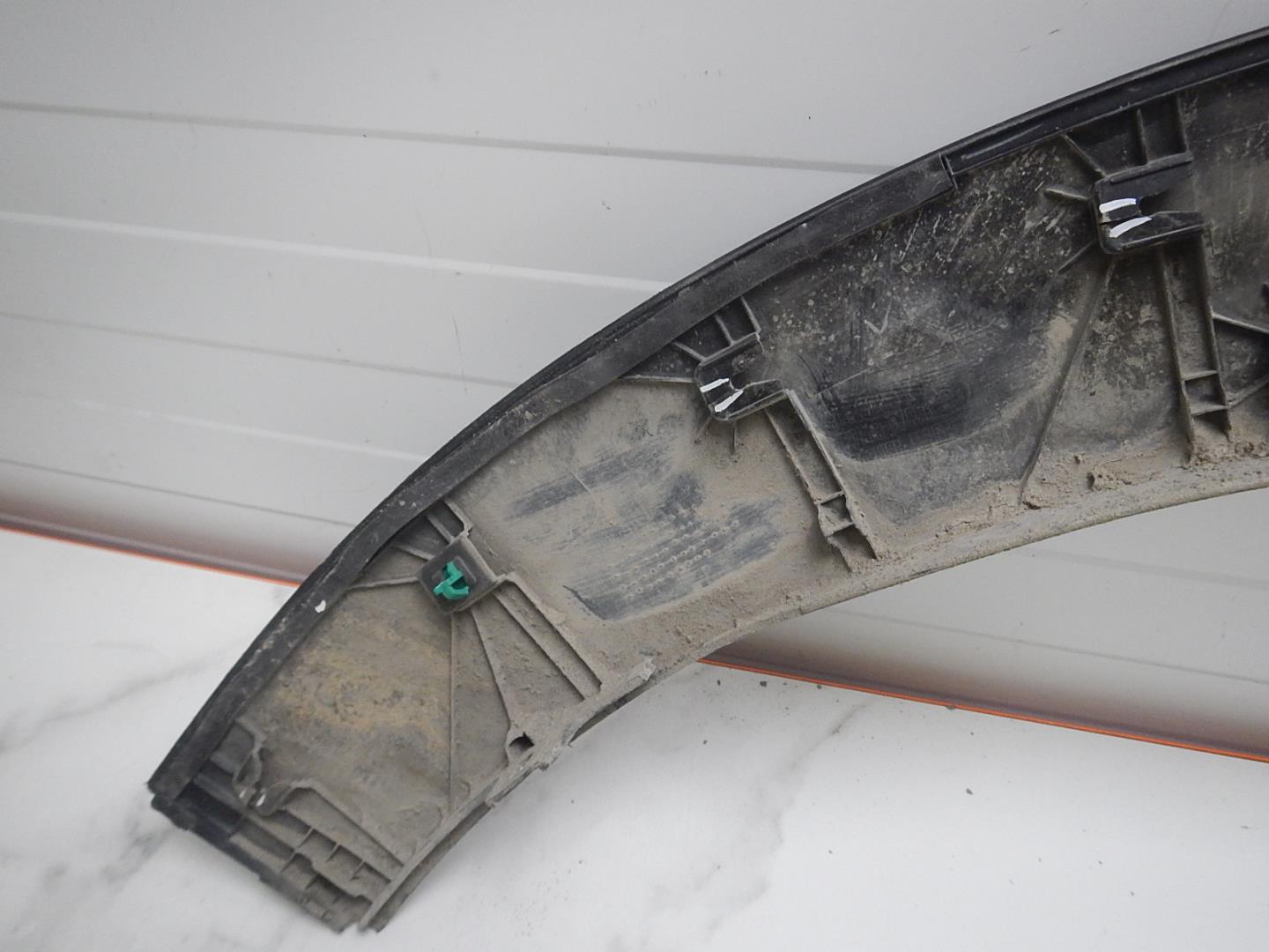 Накладка на крыло