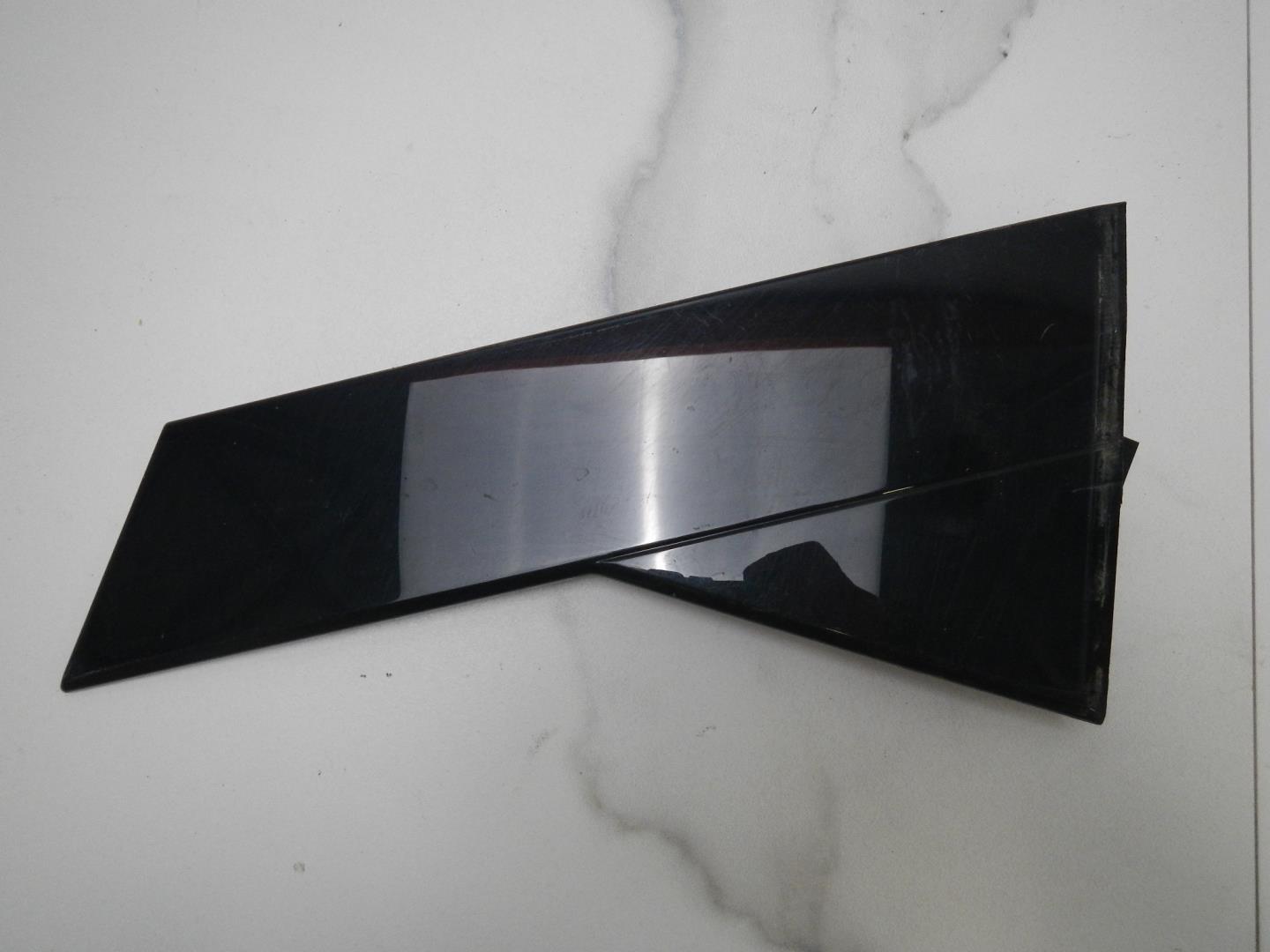 Накладка двери задней левой