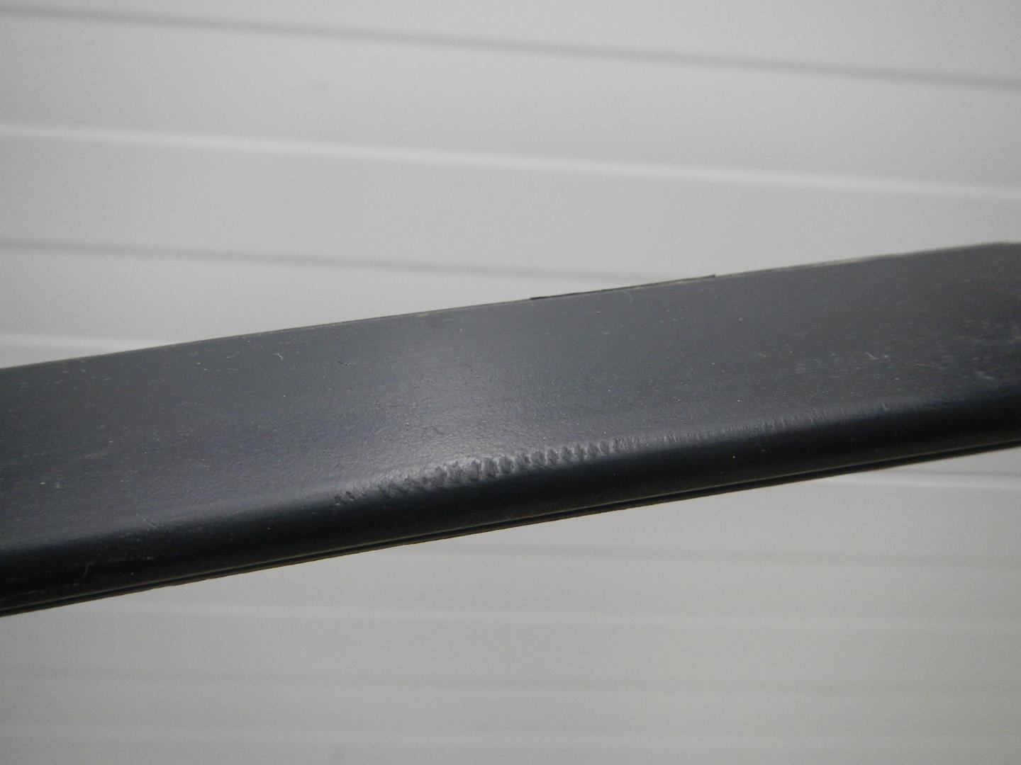 Молдинг лобового стекла