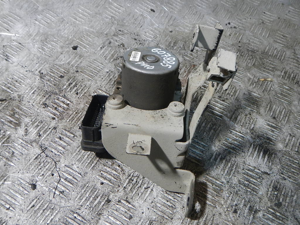 Блок ABS (насос)