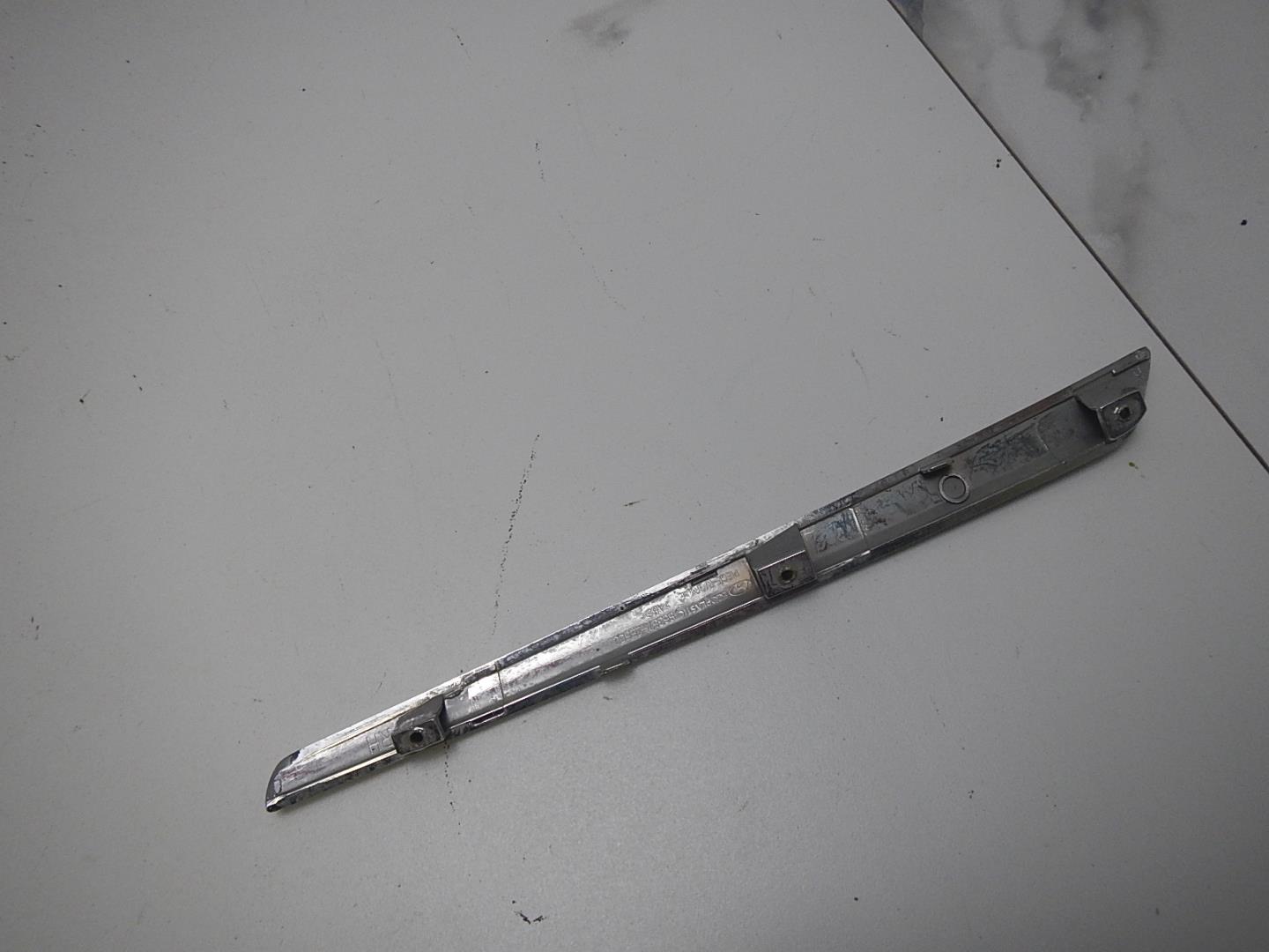 Накладка на решетку радиатора