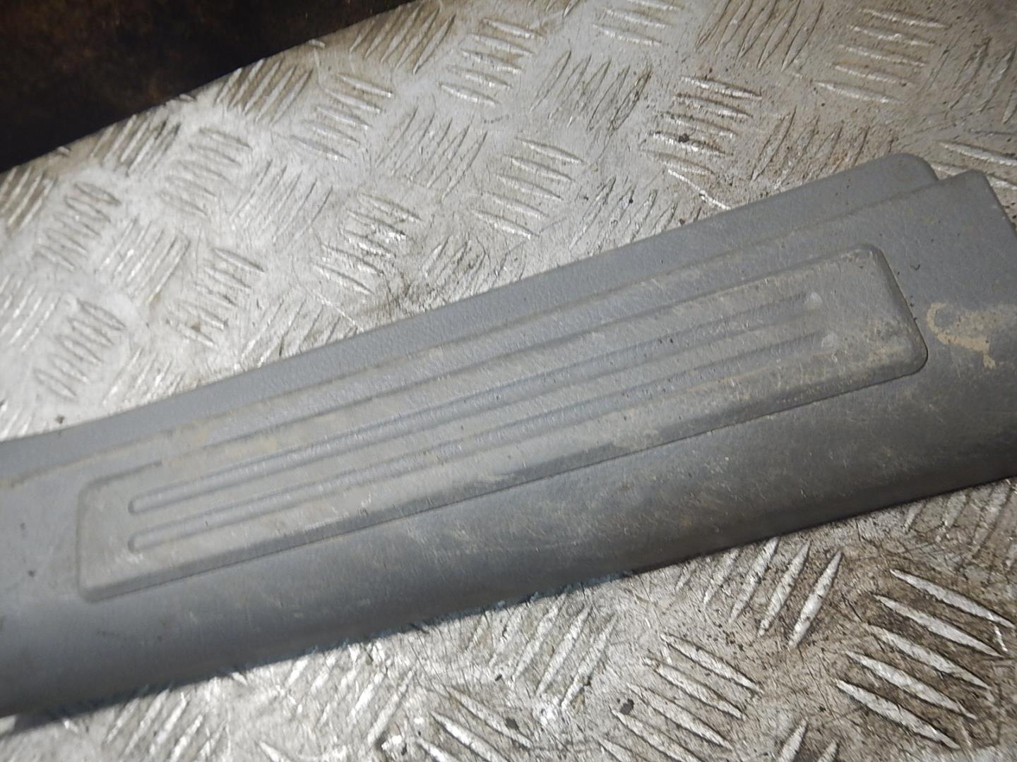 Накладка порога (внутренняя)