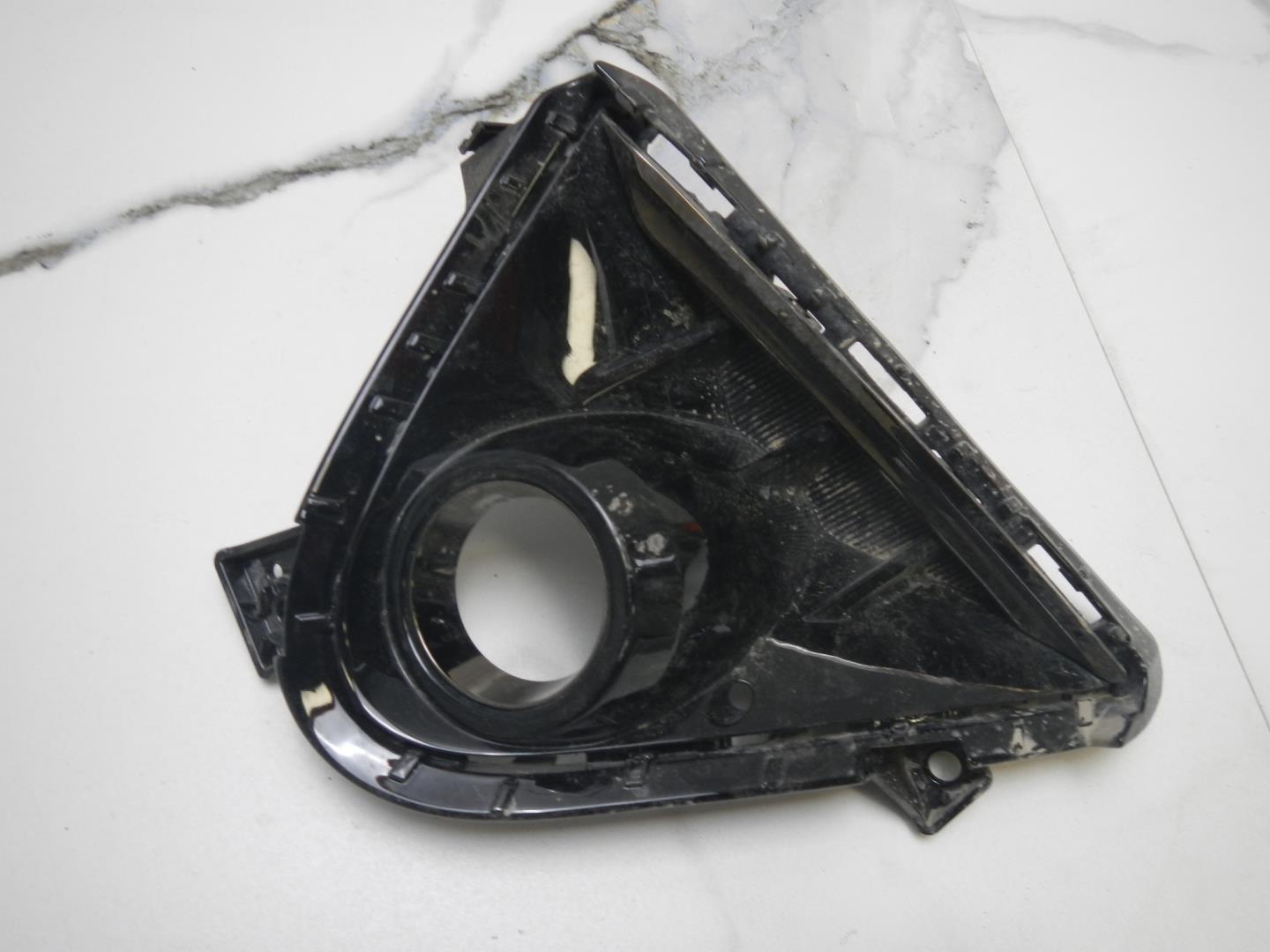 Решетка в бампер левая