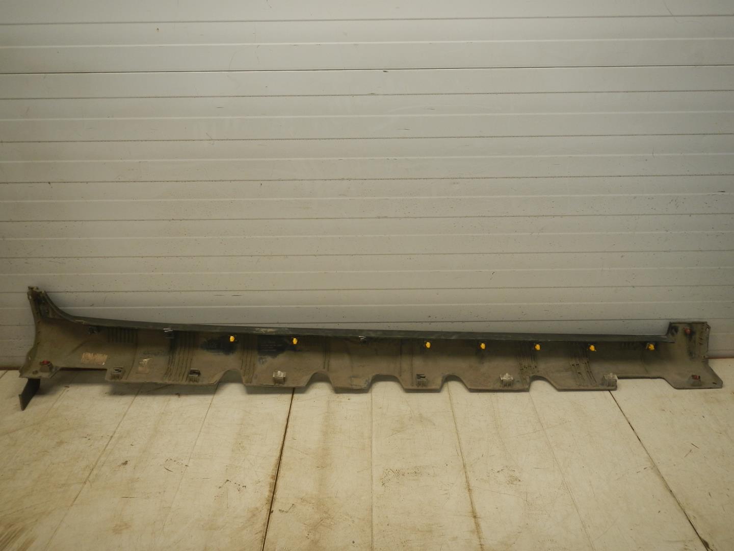 Накладка на порог (наружная)