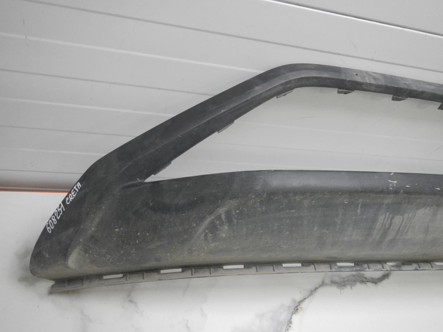 Накладка переднего бампера