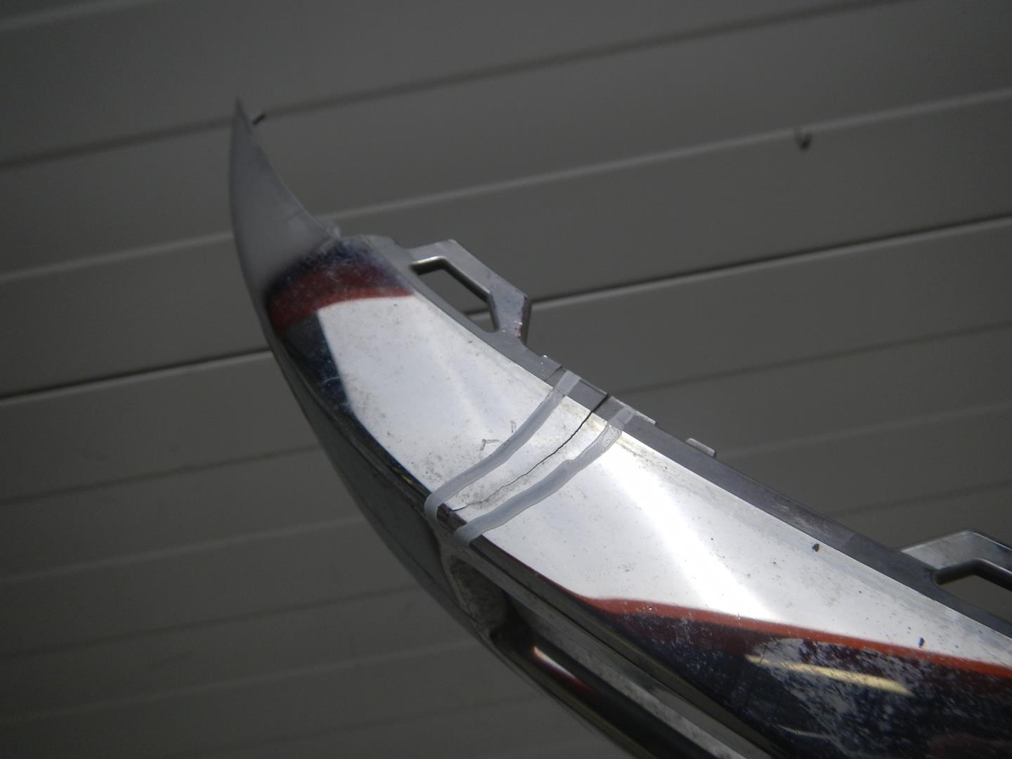 Накладка переднего бампера правая