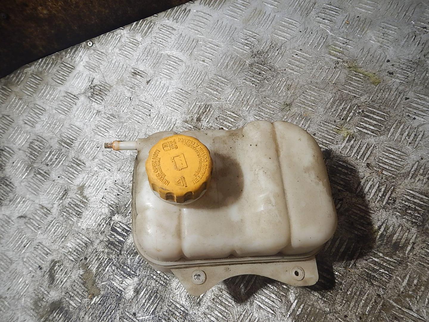 Бачок расширительный