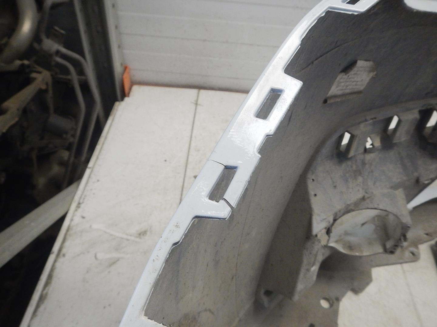 Бампер передний