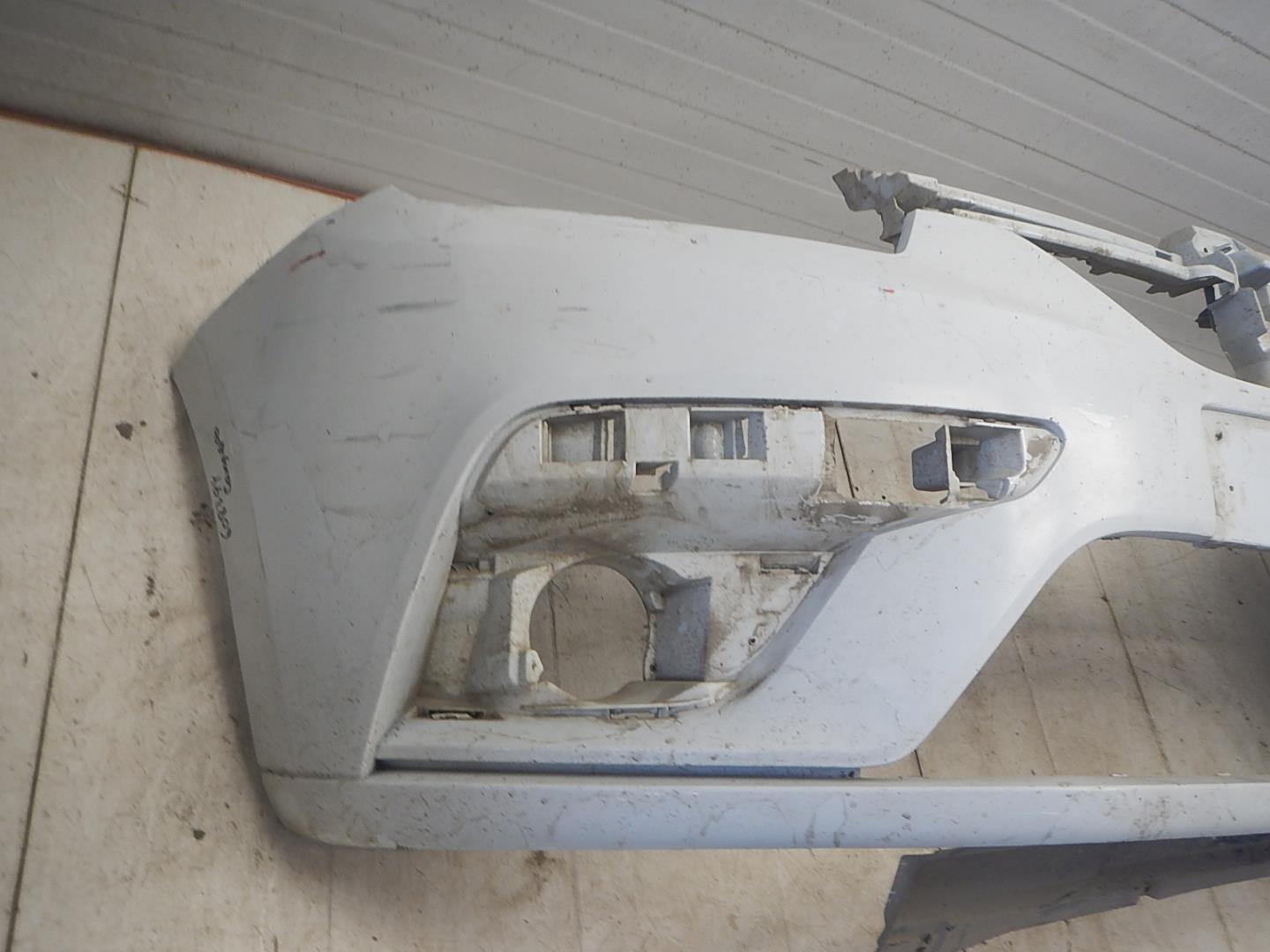 Бампер передний