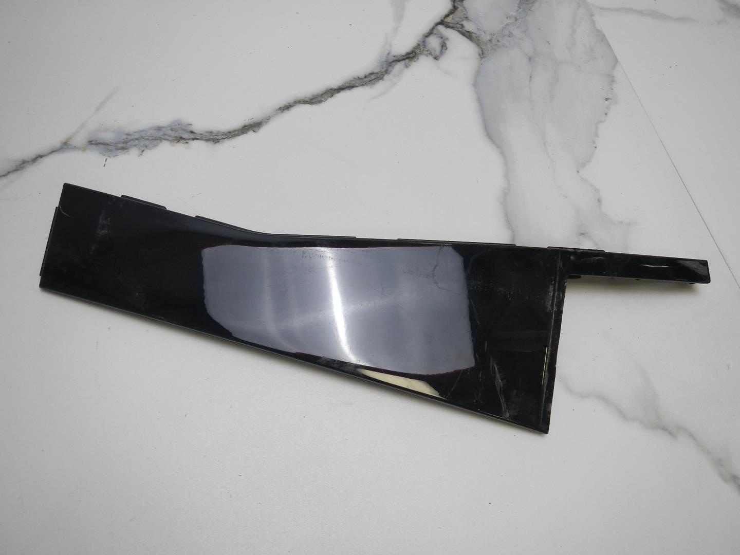 Накладка двери задней правой