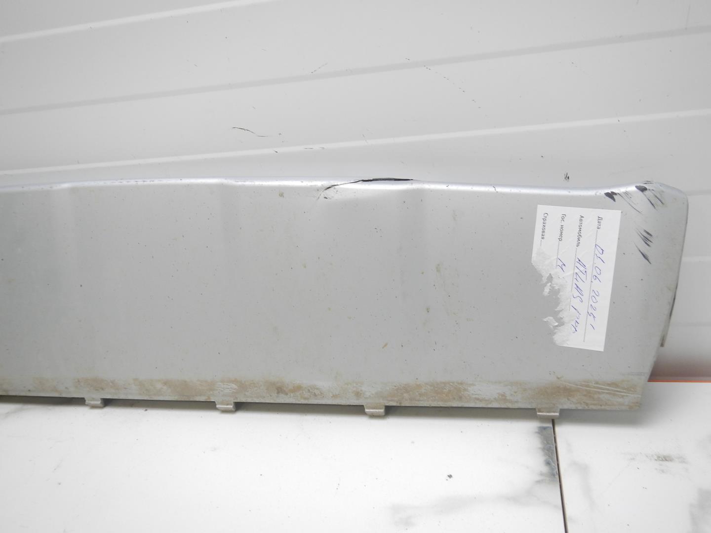 Накладка переднего бампера