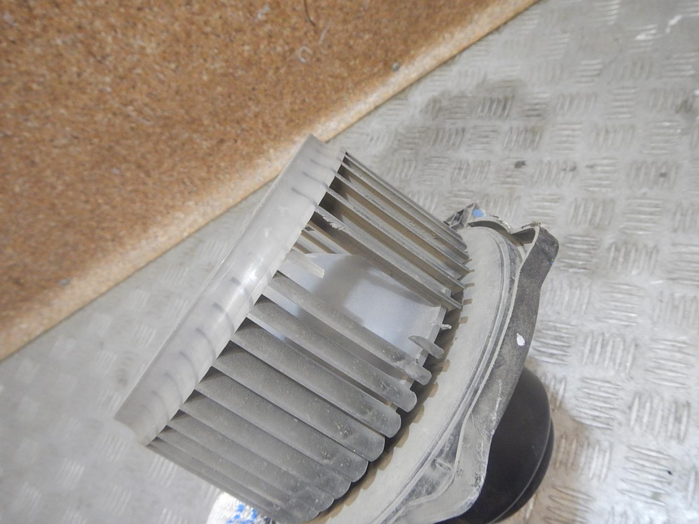 Моторчик печки