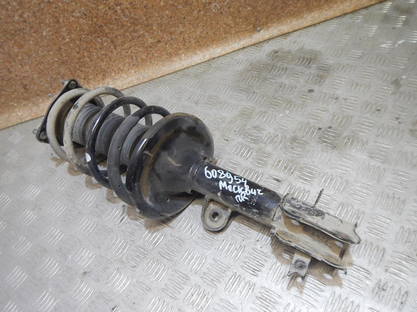 Амортизатор передний правый