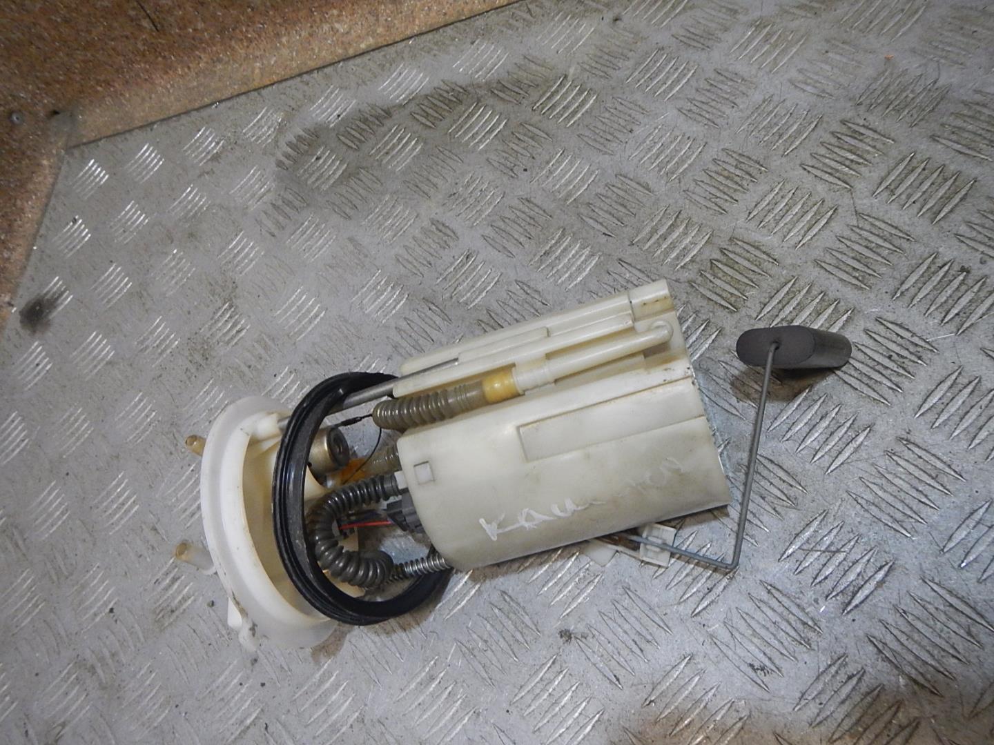 Насос топливный электрический