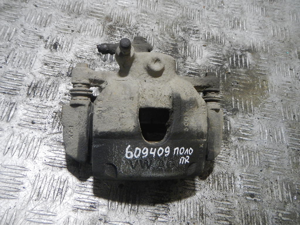 Суппорт передний правый