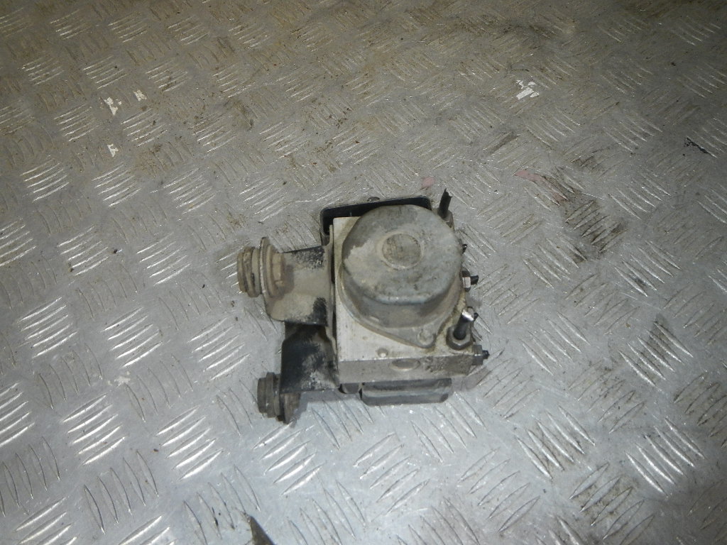 Блок ABS (насос)
