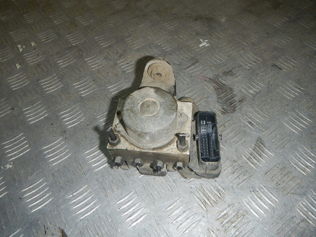 Блок ABS (насос)