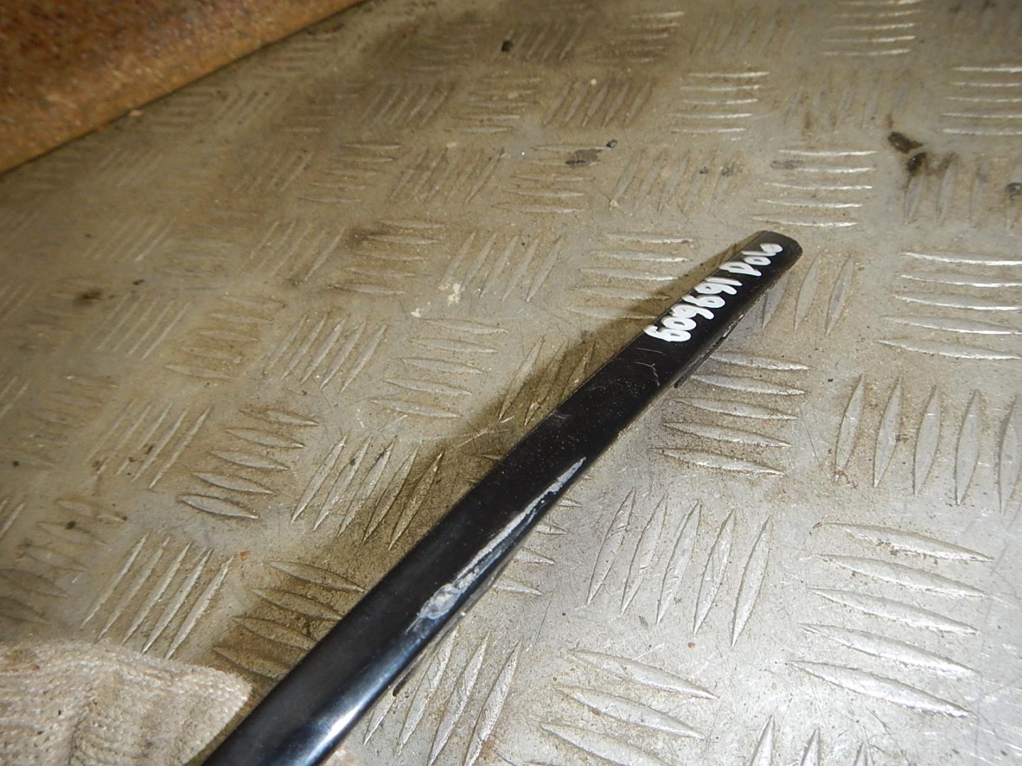 Молдинг заднего бампера