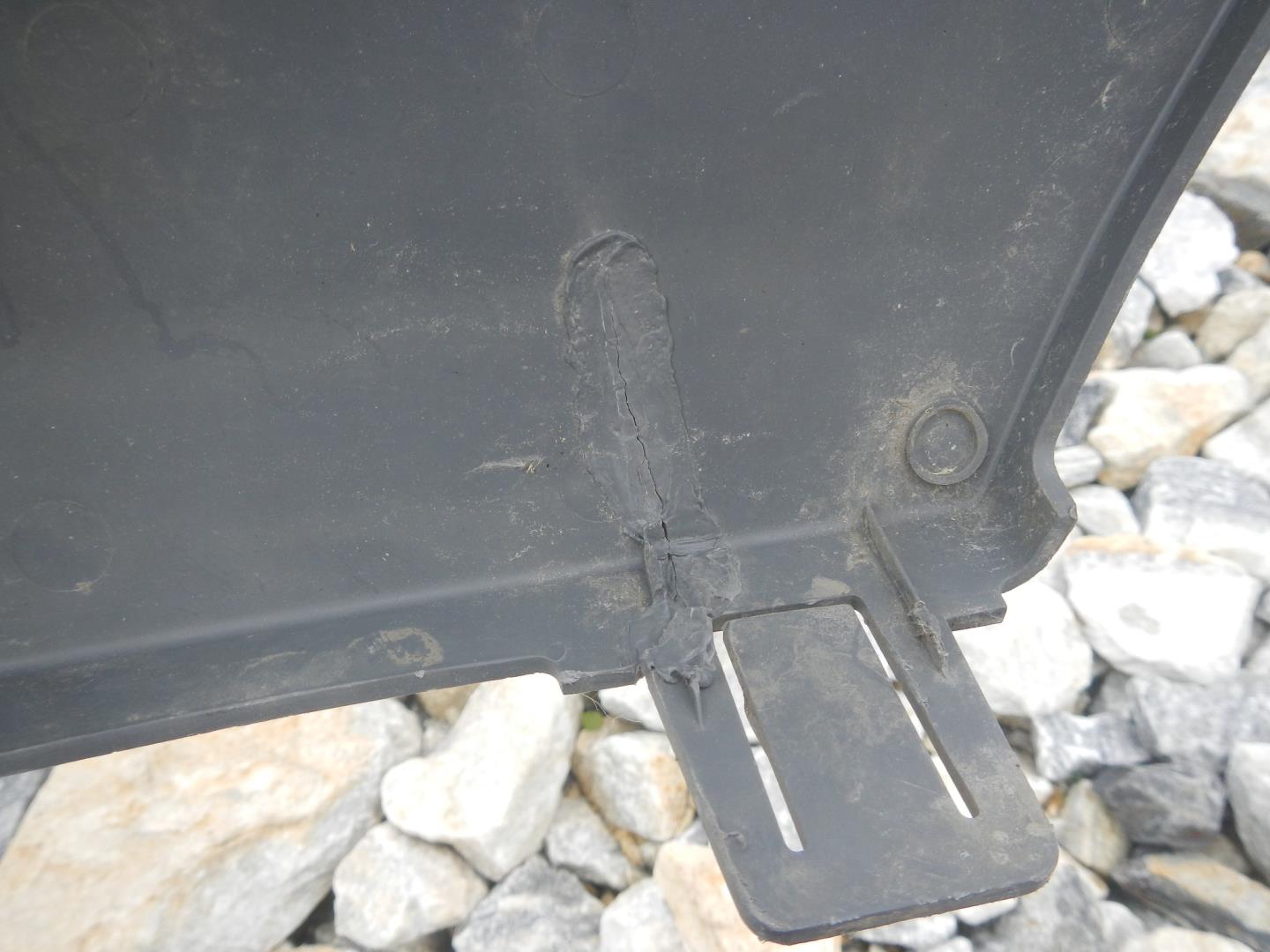 Накладка переднего бампера правая