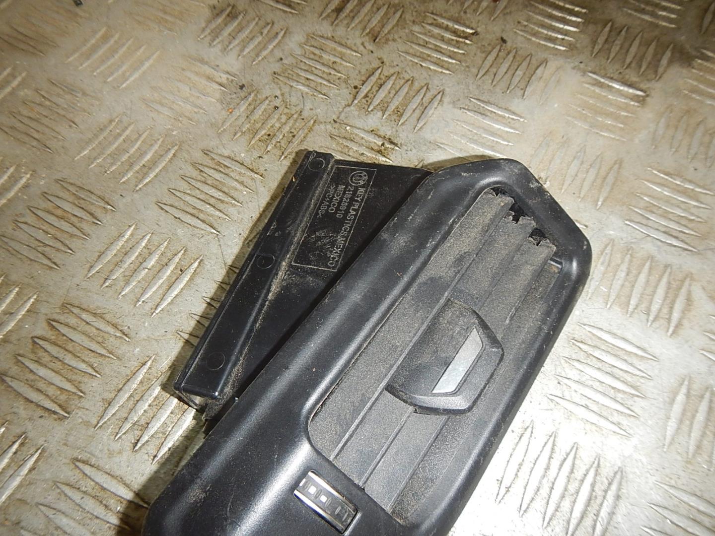 Дефлектор воздушный