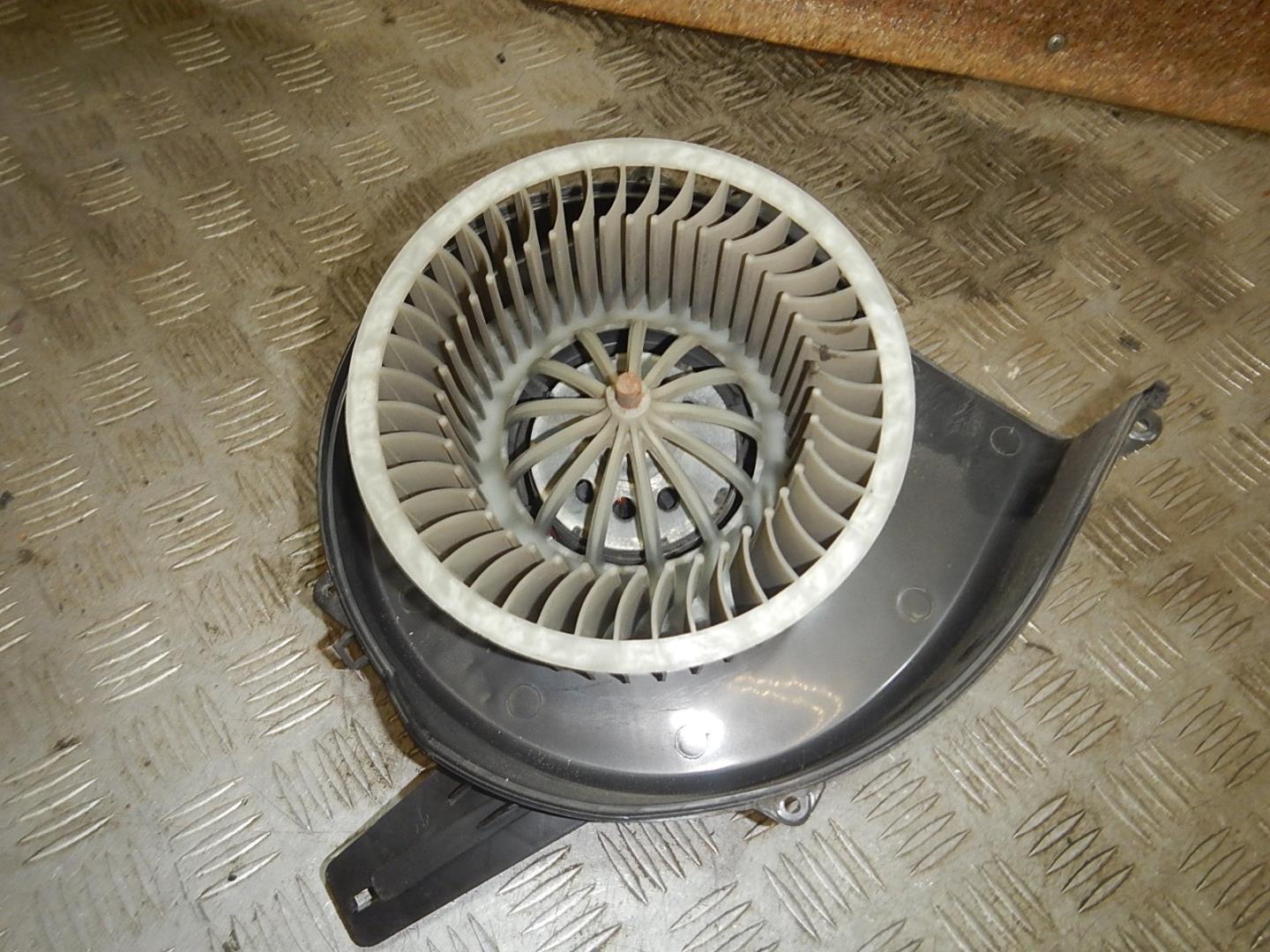 Моторчик печки