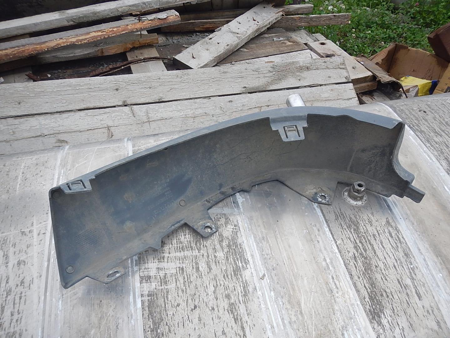 Накладка переднего бампера правая