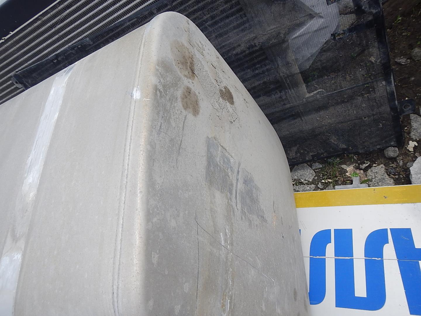 Бак топливный