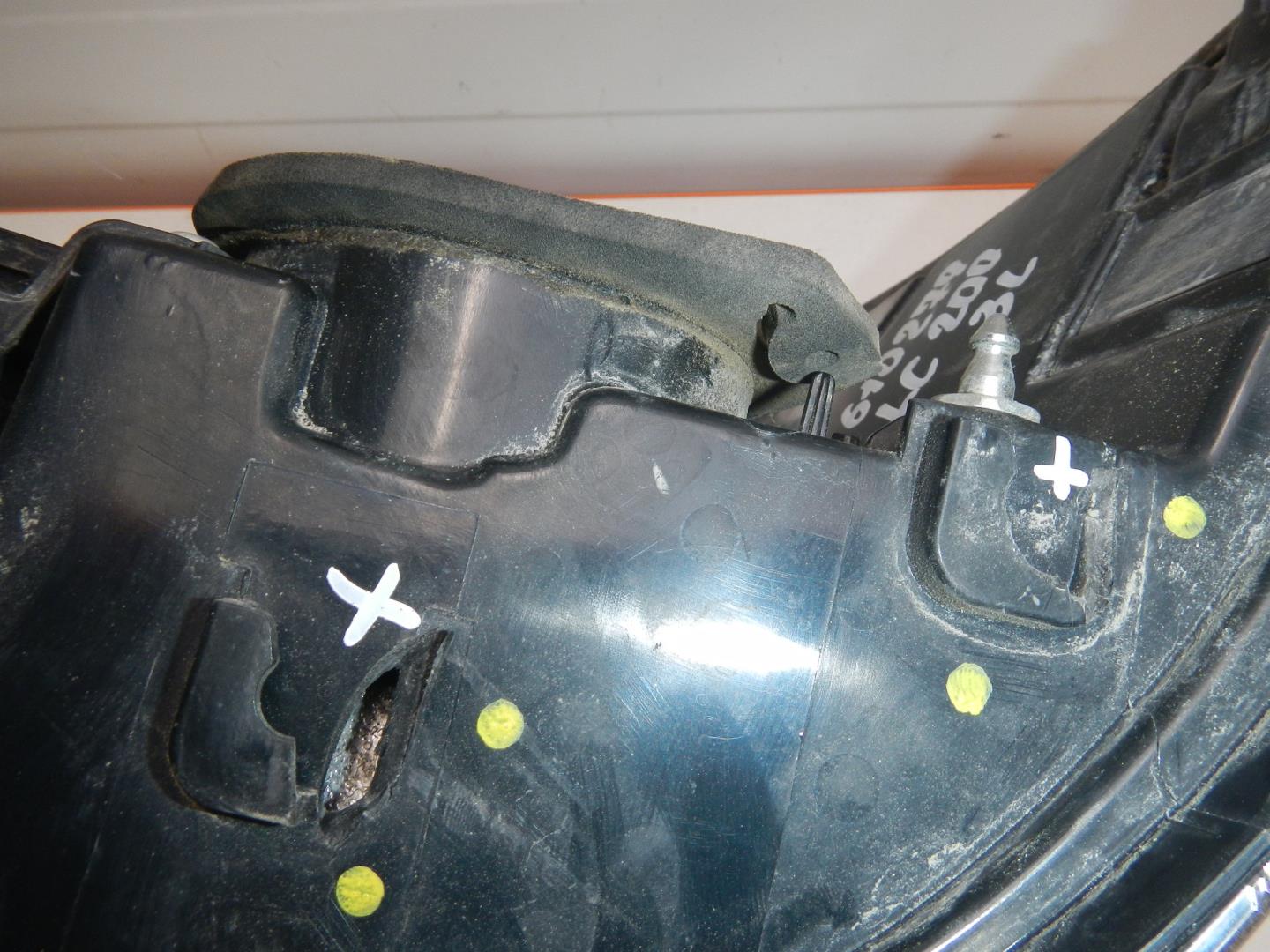 Фонарь задний левый