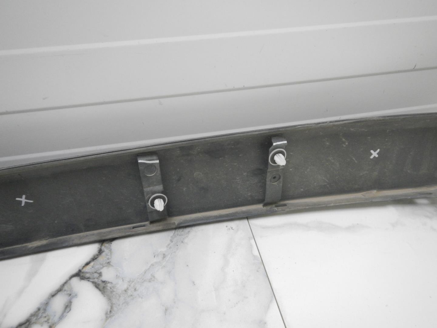 Накладка двери багажника