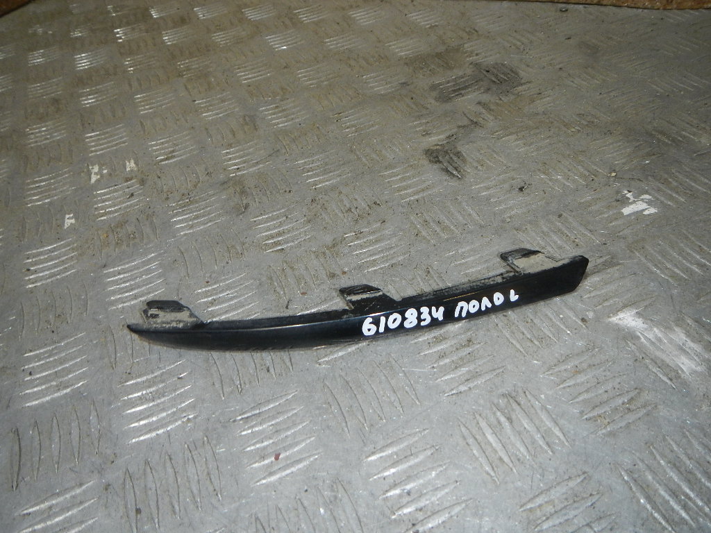 Молдинг заднего бампера