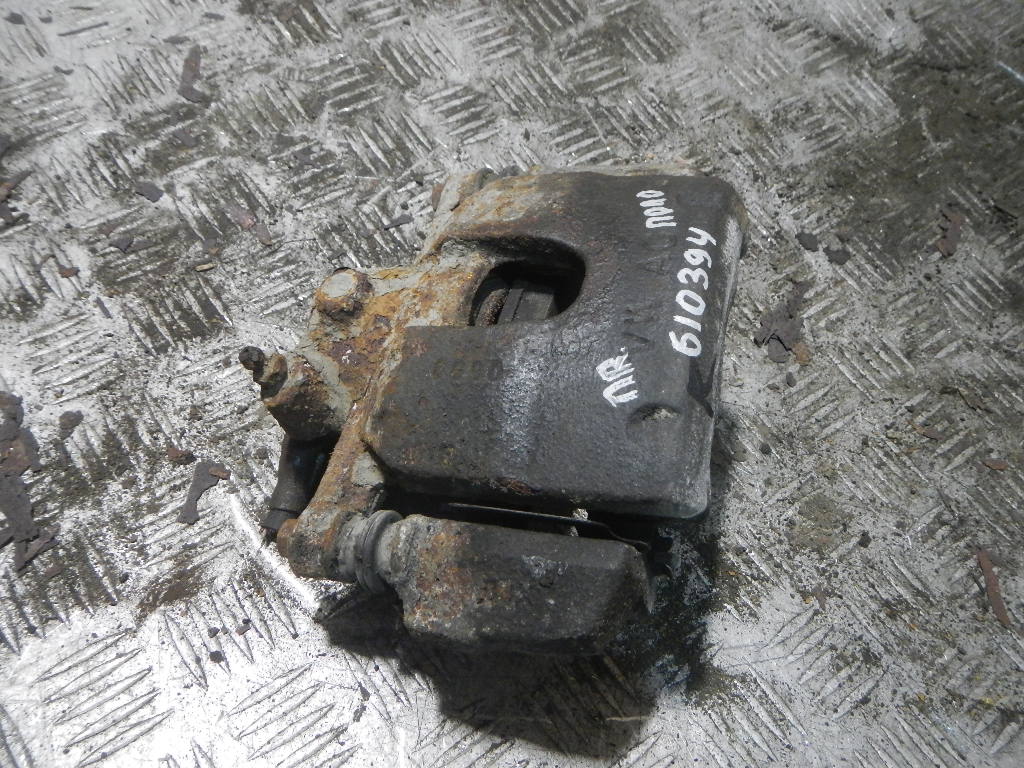 Суппорт передний правый