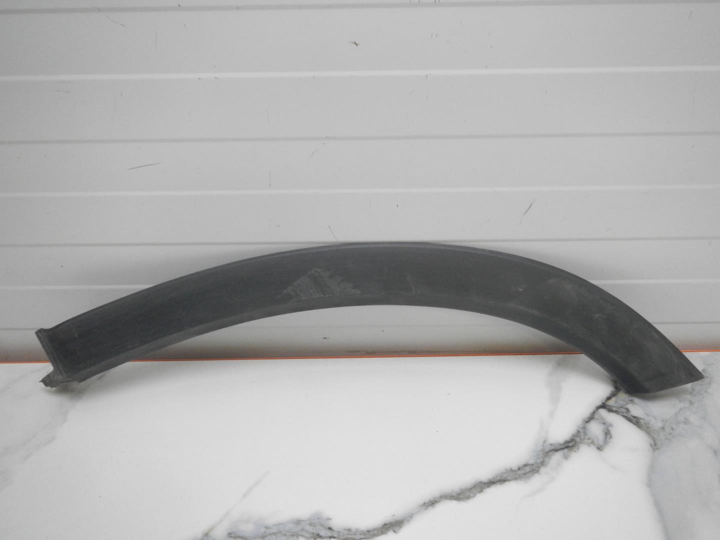 Накладка двери задней левой