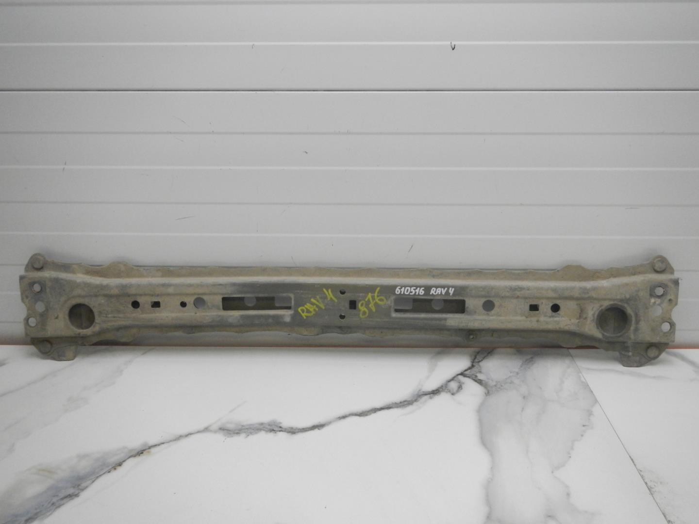 Балка подрадиаторная